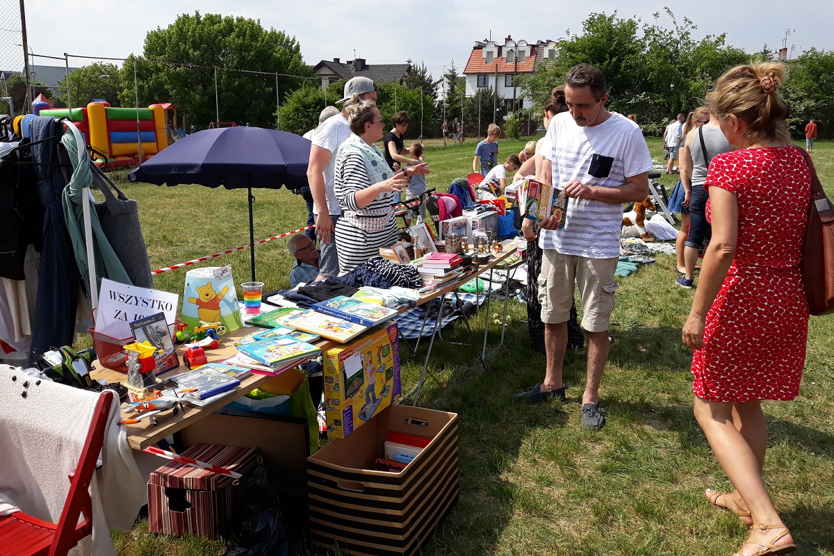 Już w tę sobotę wyprzedaż garażowa na Miedzyniu. Kupuj i sprzedawaj! wyprzedaż garażowa miedzyń