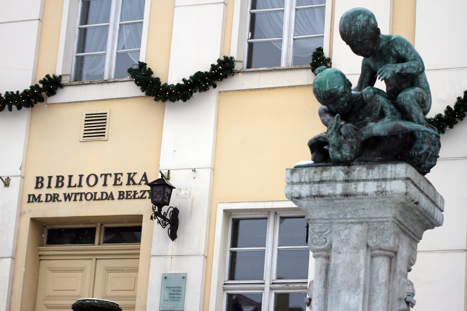 Remont biblioteki na Starym Rynku. Nowa lokalizacja czytelni i Pracowni Regionalnej