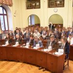 Młodzieżowa Rada Miasta Bydgoszczy rozpoczęła nową kadencję. Prezydent Bruski życzy jej członkom entuzjazmu do działania
