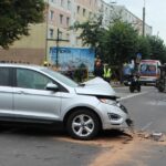 Kilkunastu poszkodowanych po zderzeniu busa z fordem. Policja mówi o przyczynach [ZDJĘCIA]