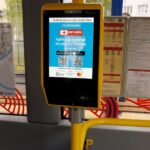 9-07-2025_Bydgoszcz_tramwaj PESA Swing_oklejenie_UKW_zakup biletów_płatność kartą_ekran – SF