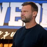 Zawisza ma konkretny plan na Chojniczankę. "Wiemy, jak można ich zaskoczyć" 20-08-2025_piłka nożna_III liga_Zawisza Bydgoszcz – Victoria Września_trener Zawiszy Bydgoszcz Adrian Stawski – SF