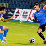 18-10-2025_piłka nożna_III liga_Zawisza Bydgoszcz – Elana Toruń_Sebastian Rak, Tsubasa Hashidate – SF
