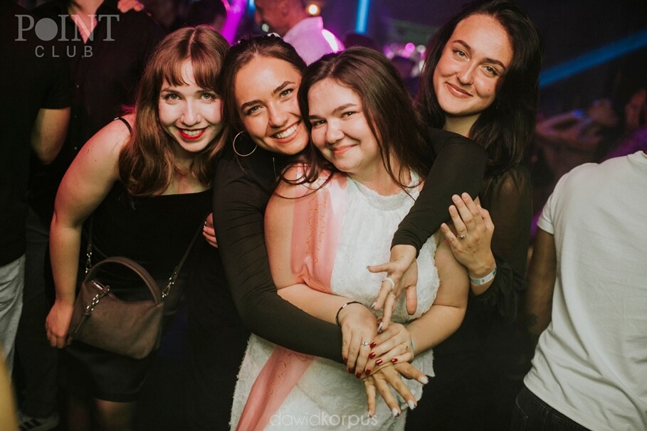 Sobota w Point Club. Zobacz ZDJĘCIA z ostatniej wakacyjnej imprezy