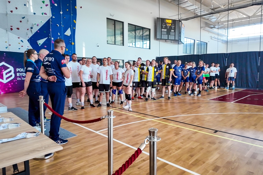Fortvolley 2025 – sportowe emocje w świecie budownictwa. Fort Polska świętuje 25-lecie działalności!