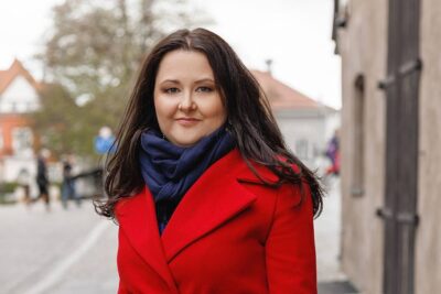 anna perlik-piątkowska