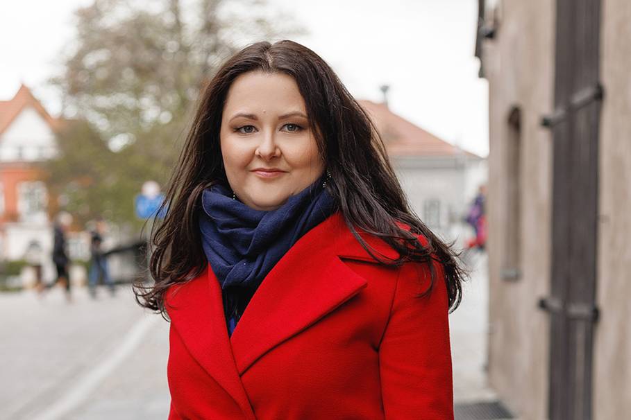 anna perlik-piątkowska