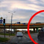 Jazda "na cwaniaka" na skrzyżowaniu Jagiellońska/Ogińskiego. ZOBACZ NAGRANIE agresja drogowa jagiellońska ogińskiego 2025