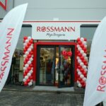 Rossmann otworzył się w Fordonie. Zobacz ZDJĘCIA 7-12-2025_Bydgoszcz_otwarcie drogerii Rossmann w Fordonie – SF-3