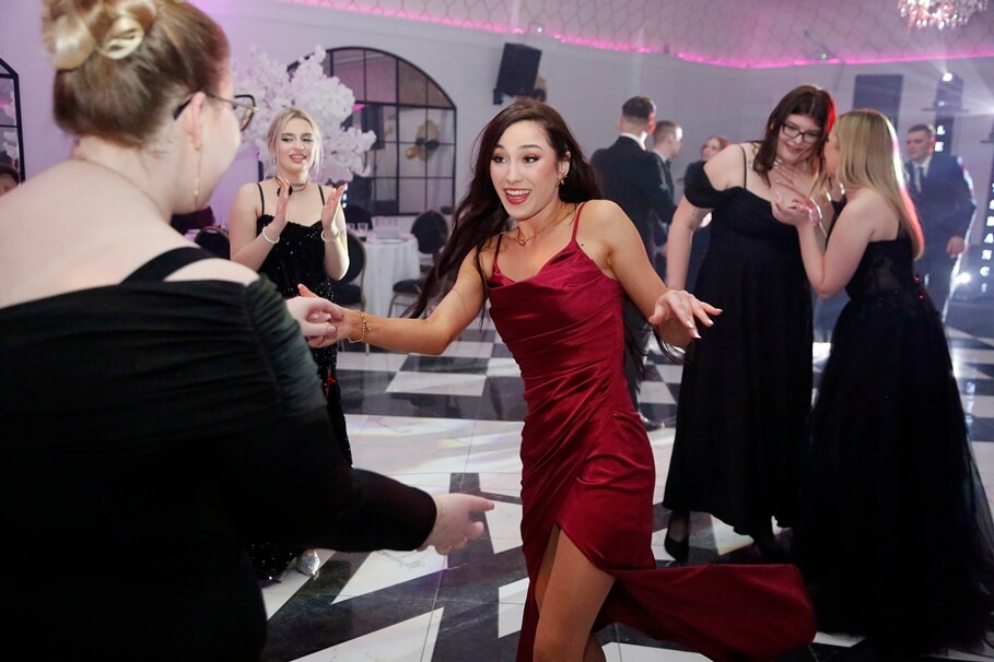 Studniówki 2026: Zabawa maturzystów z Technikum Fryzjersko-Kosmetycznego nr 1 w Bydgoszczy [ZDJĘCIA]