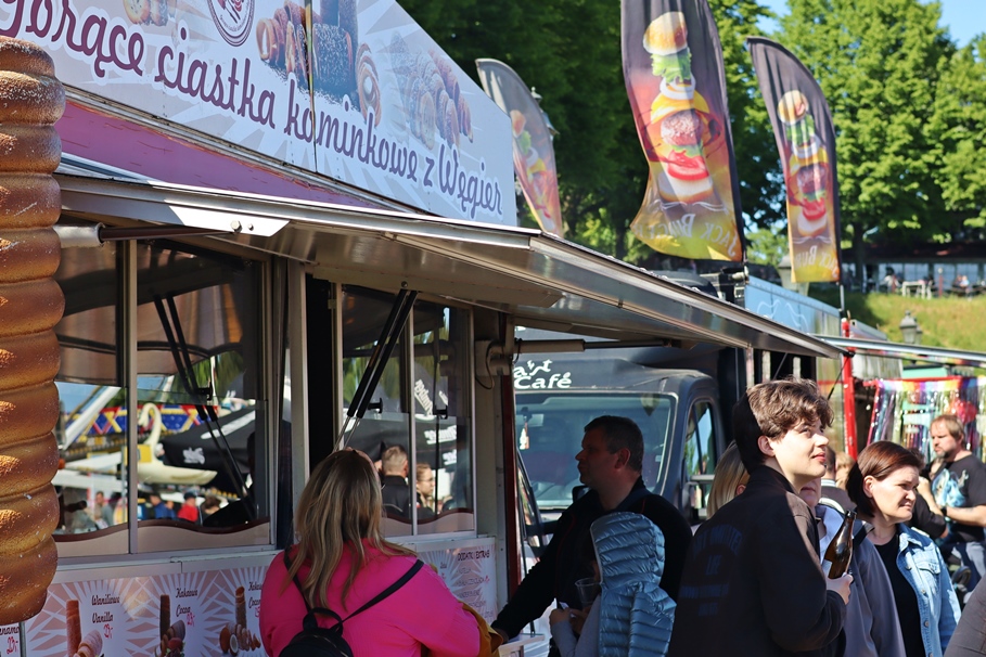 Rozpocznij wiosnę ze smakiem! Festiwal Smaków Food Trucków już niebawem otworzy kulinarny sezon w Bydgoszczy