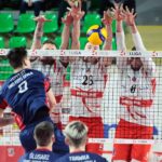 25-02-2026_siatkówka_PLS 1 Liga Siatkarzy_BKS Bydgoszcz – SMS PZPS Spała_Łukasz Szarek, Adam Golik, Sebastian Lisicki – SF