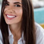 Korona na implancie: Idealne połączenie stabilności i naturalnego wyglądu