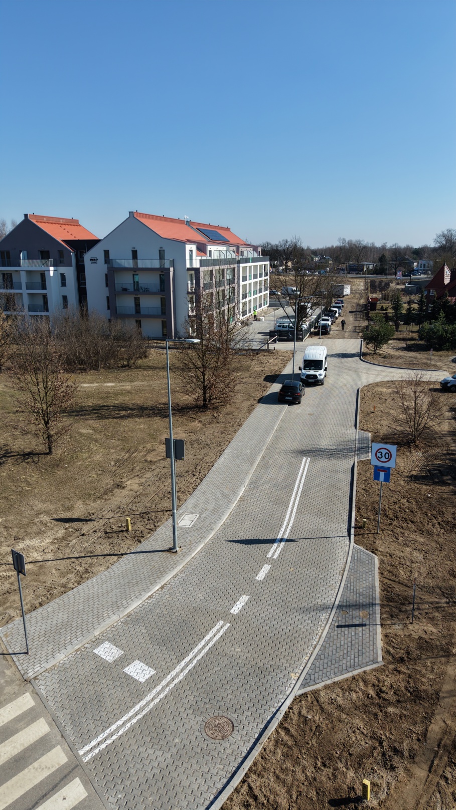 ⁠Dzikiej Gęsi 6 w Osielsku gotowa. Inwestor zrobił coś więcej – wybudował drogę z własnej inicjatywy