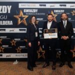 Adam Fronczak, Wiceprezes ALSTAL poczas odbioru nagrody ,,Gwiazdy Rankingu Buildera”
