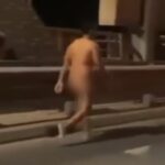 Imigrant z Afryki biegał nago po mieście Most-Zimbabwe