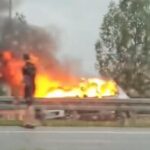 Fatalny wypadek na A1. Auto stanęło w płomieniach 1-08-2026_pożar samochodu autostrada A1 Pikutkowo_kadr z nagrania