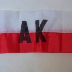 W Bydgoszczy ma stanąć pomnik Armii Krajowej. Znamy potencjalne lokalizacje AK_armband_of_Zygmunt_Żyłka-Żebracki