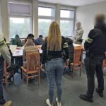 Ośmiu cudzoziemców zatrzymanych w Solcu Kujawskim. Nielegalnie przebywali w Polsce cudzoziemcy solec kujawski